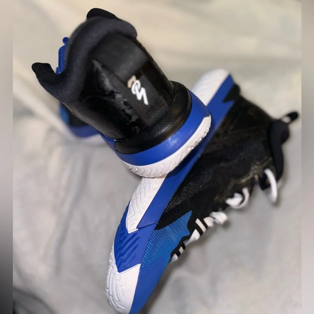 Nike Jordan Zion 1 Mens Trainers Sneakers 7Y